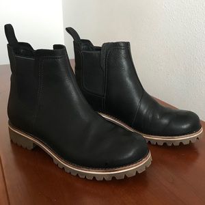 Chaco Fields Chelsea Boots
